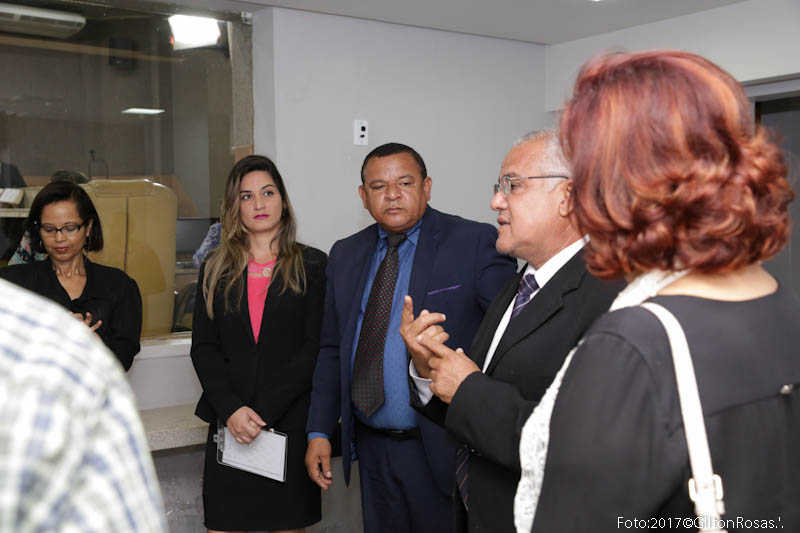 Finalistas do Parlamento Jovem Brasileiro visitam a Câmara