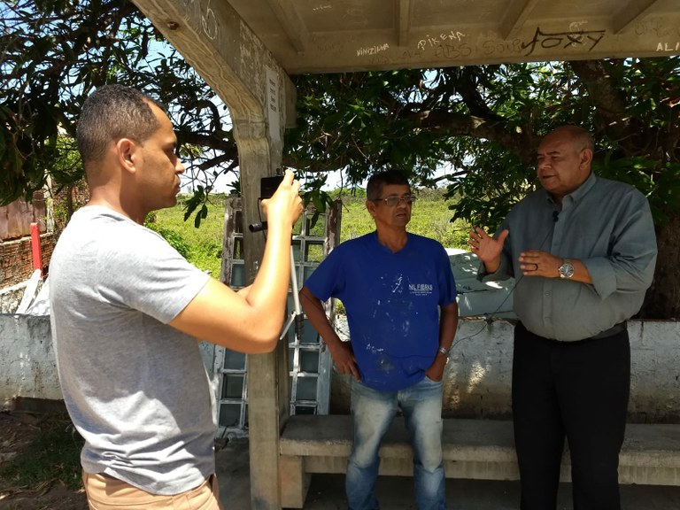 Gabinete itinerante: moradores ajudam Seu Marcos a definir pauta de indicações