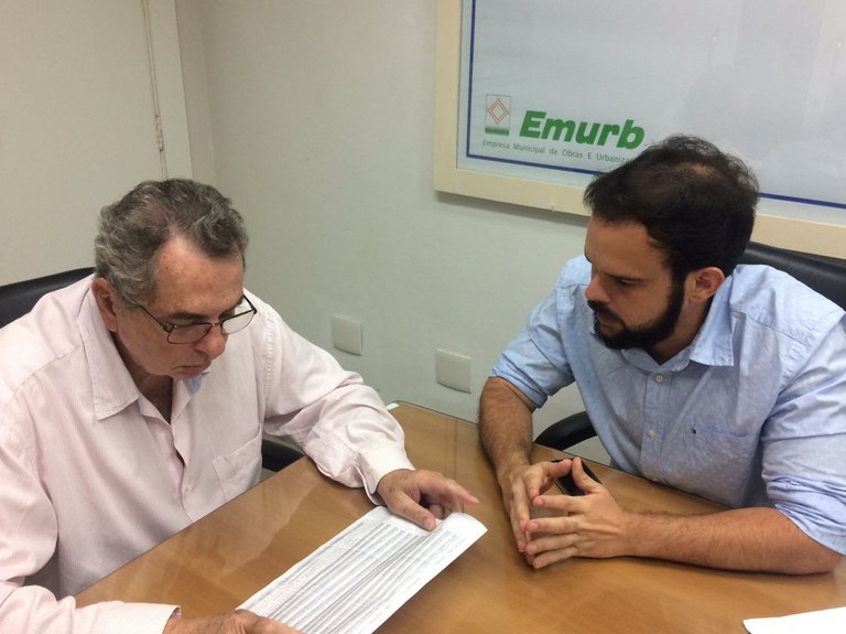 Gabinete nos Bairros: Thiaguinho protocola mais de 30 indicações