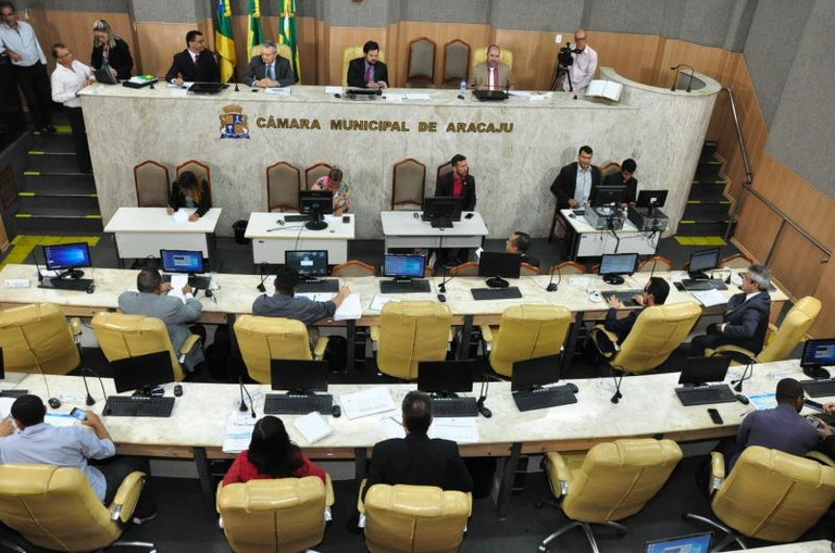 Gestor público José Alailson Vieira Santos Torres receberá título de Cidadão Aracajuano