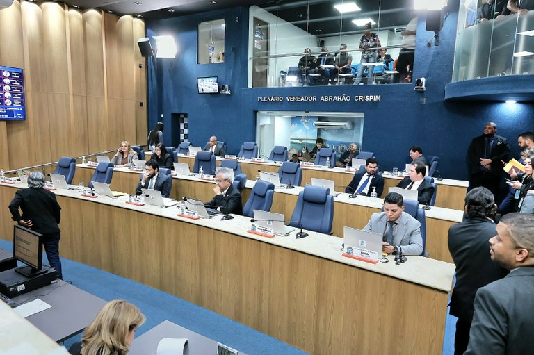 Grande Expediente: Câmara de Aracaju debate combate ao feminicídio, quadrilhas juninas e limpeza urbana