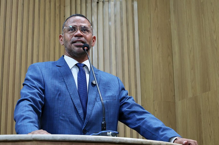 "Hoje é um dia que marca a nossa luta por melhorias na saúde pública e para a assistência inclusiva”, declara Sargento Byron ao celebrar edital da PMA