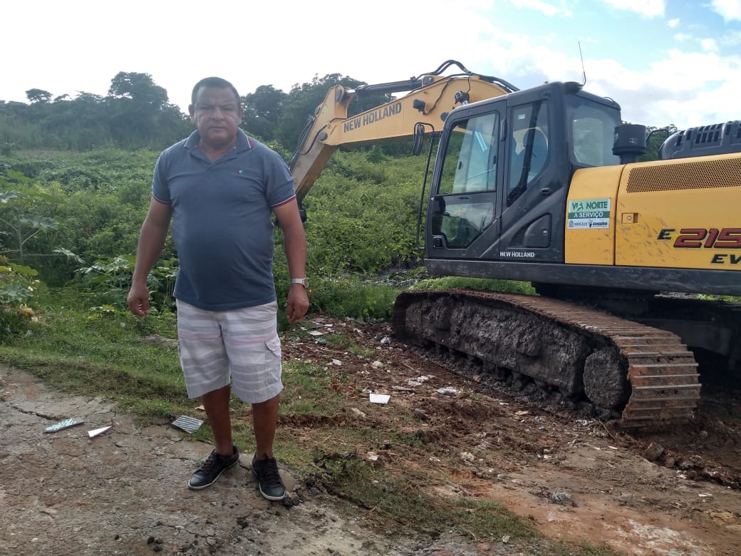 Indicações do vereador Américo de Deus são atendidas em diversos bairros