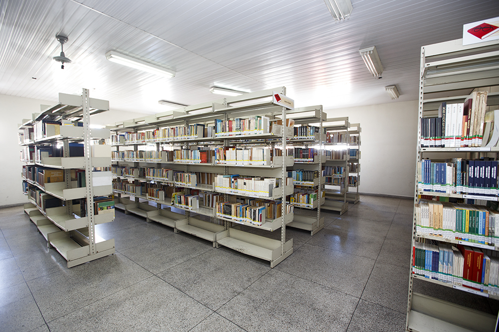 Iran apresenta Moções de Apelo para universalização das bibliotecas municipais