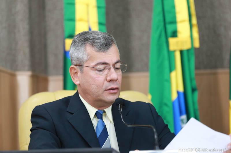 Iran Barbosa continuará integrando a Comissão de Educação e Cultura