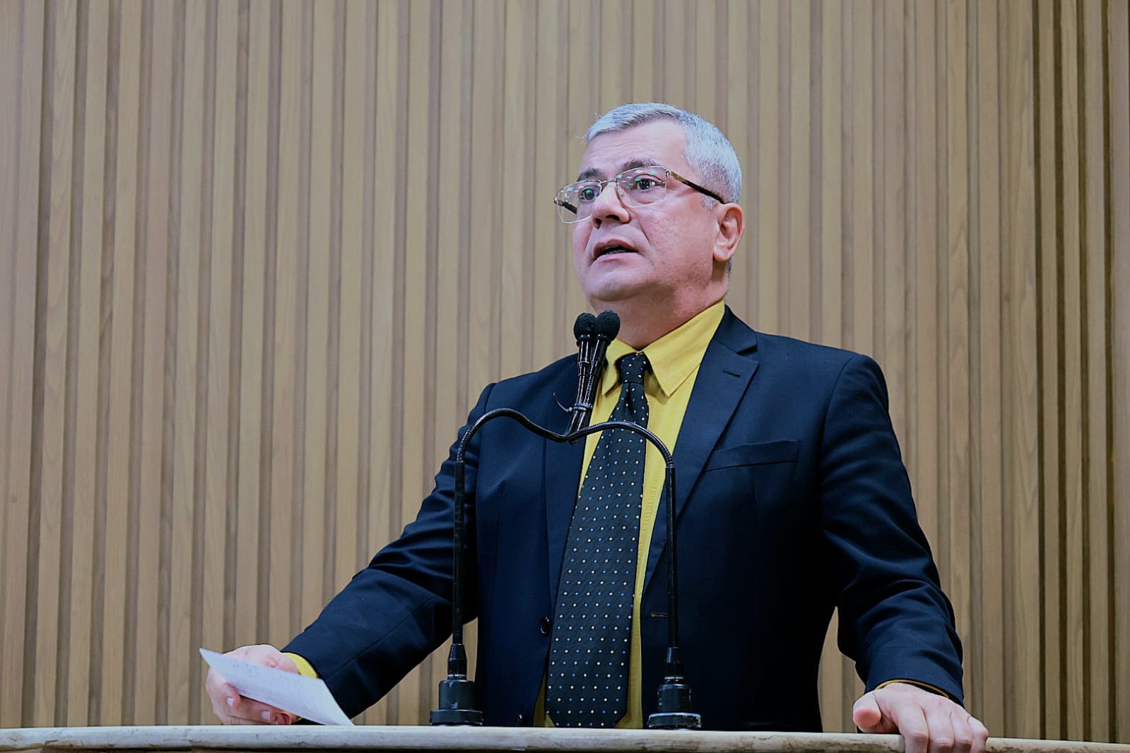 Iran Barbosa defende Democracia e Soberania Nacional no Dia dos Historiadores e Historiadoras