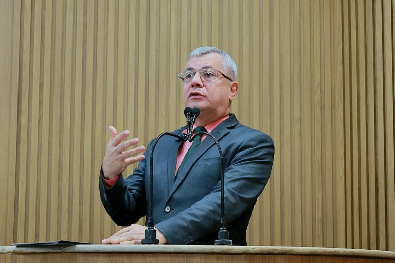 Iran Barbosa destaca os 113 anos do Instituto Histórico e Geográfico de Sergipe