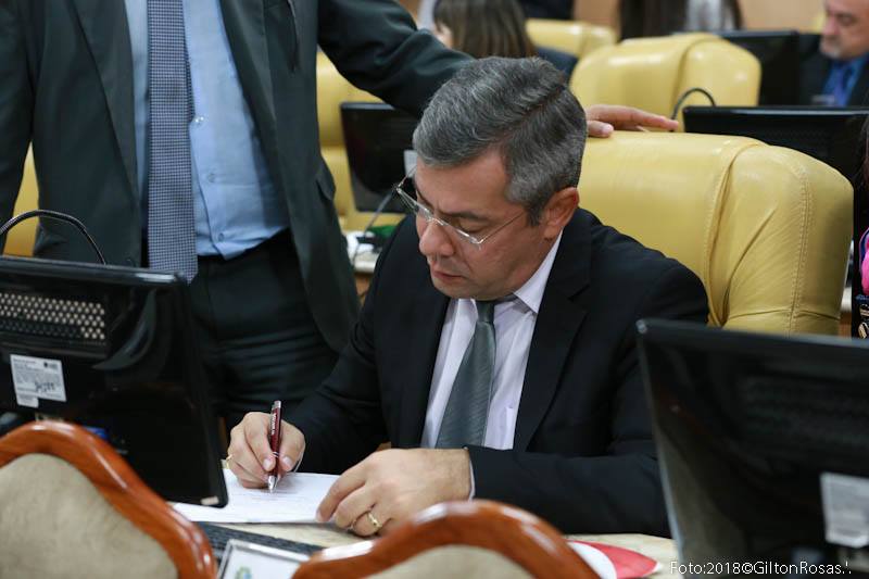 Iran Barbosa é reeleito Presidente da Comissão de Educação, Cultura e Esportes