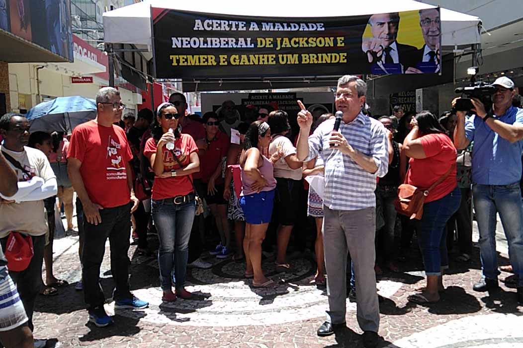 Iran Barbosa participa de ato da Prova Final da Educação de Sergipe