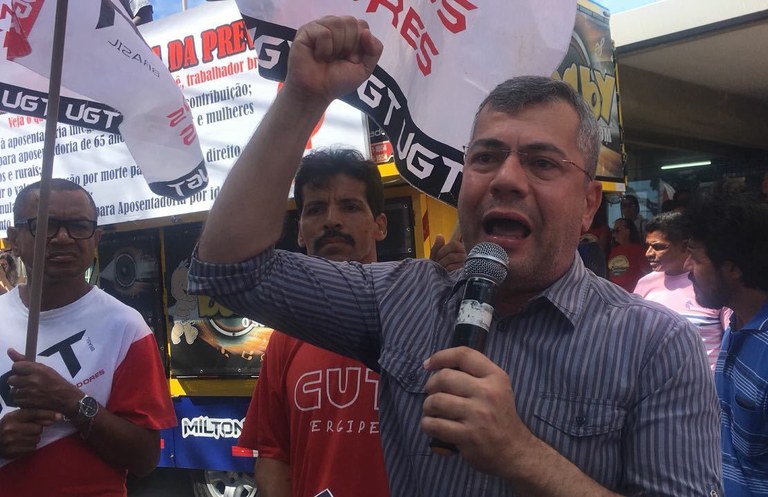 Iran Barbosa participa do Dia Nacional de Luta contra a reforma da Previdência