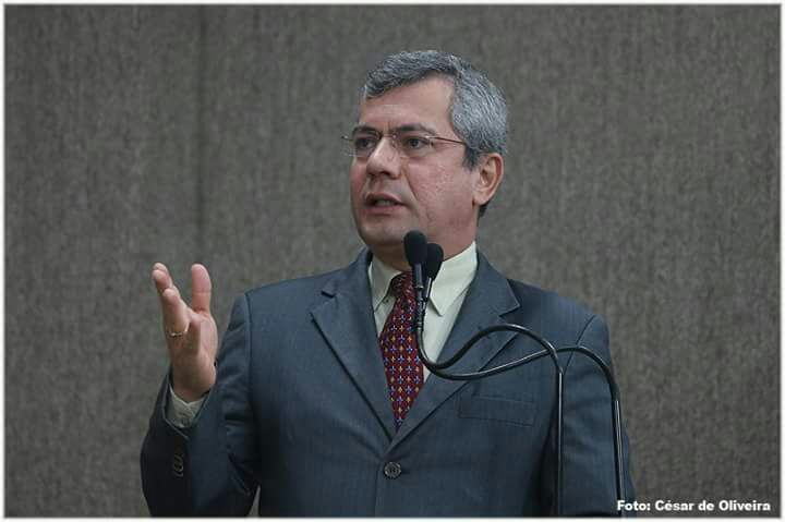 Iran Barbosa propõe Campanha de cuidado à saúde mental e emocional