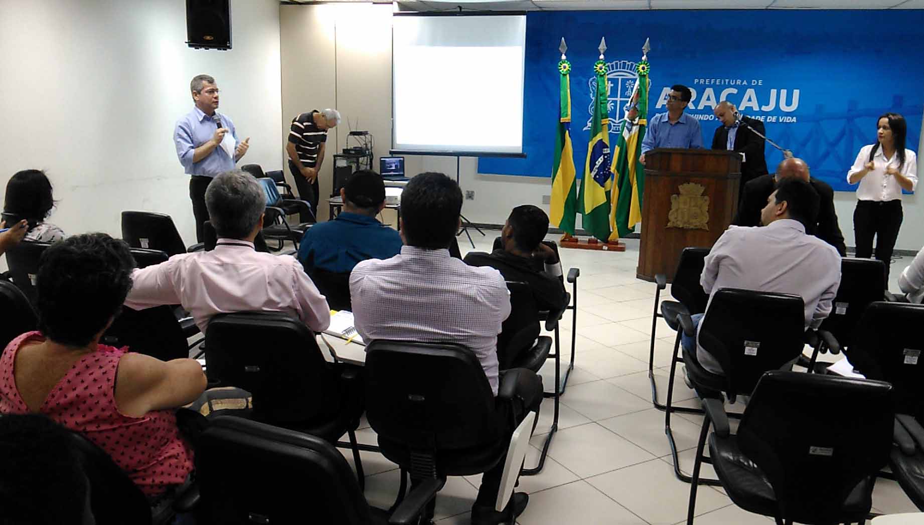 Iran participa de audiência pública para elaboração do PPA