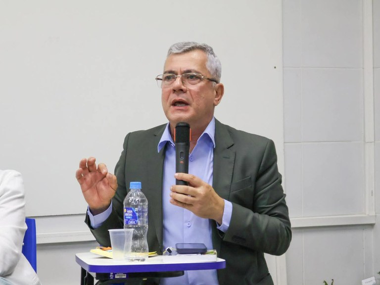 Iran participa de debate sobre os desafios e perspectivas para as bibliotecas públicas de Sergipe