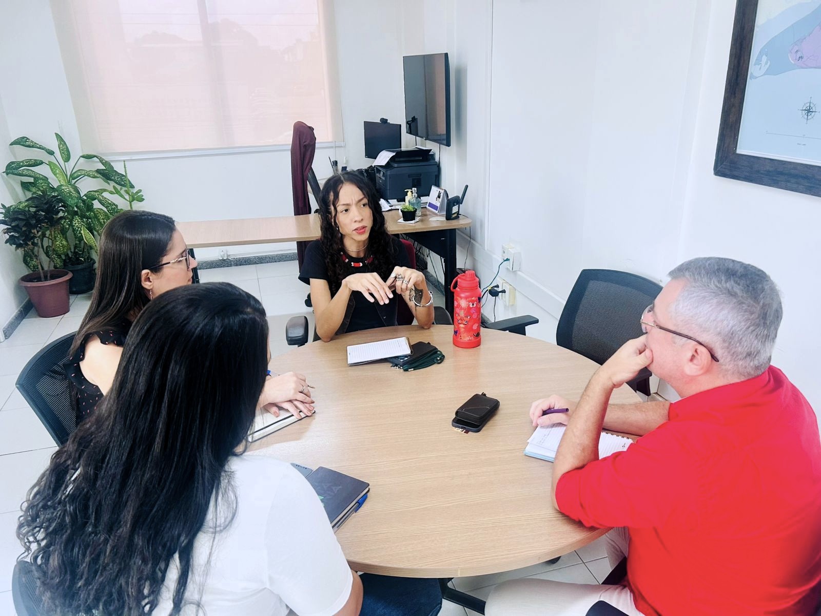 Iran participa de reunião com a Secretária Municipal de Meio Ambiente de Aracaju