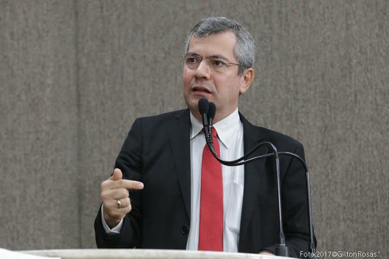 Iran rechaça desmonte da Previdência Estadual e solidariza-se à Ana Lúcia