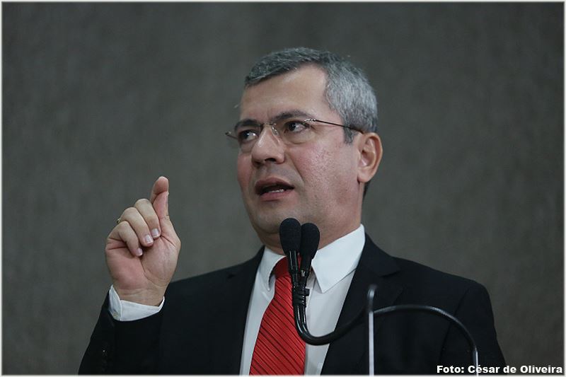 Iran reitera cobrança do reajuste dos servidores e do Piso do Magistério