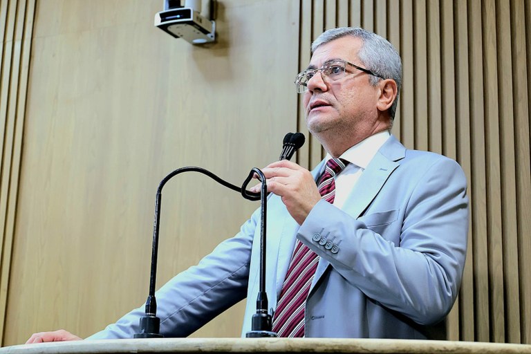 Iran repudia aprovação de urgência para votação de “anistia para golpistas” 