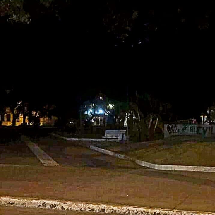 Iran solicita iluminação para a Praça Camerino e mais atenção para praças do Bugio