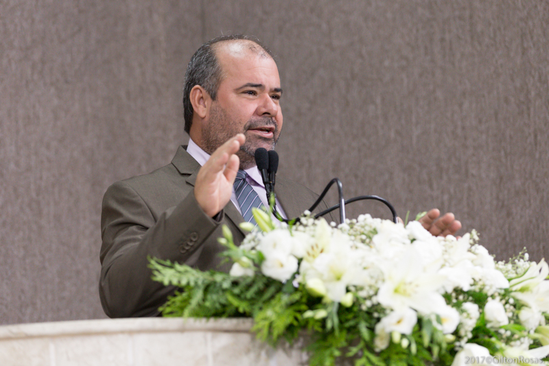 Isac cobra podagem de árvores e limpeza nos canais