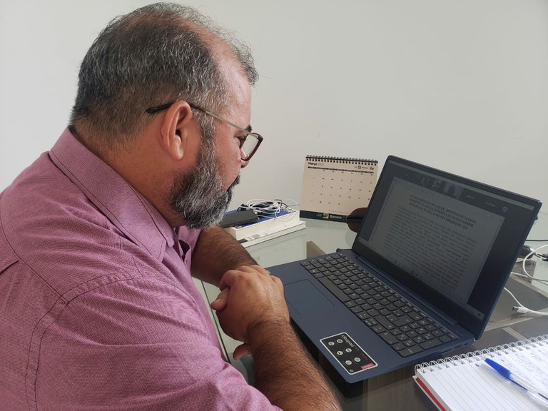 Isac comemora chamamento público de profissionais da área de Saúde para serviço e remoção inter-hospitalar