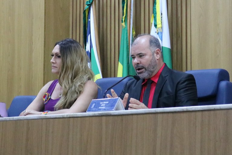 Isac preside reunião com diferentes entidades para solucionar questões da Saúde Municipal