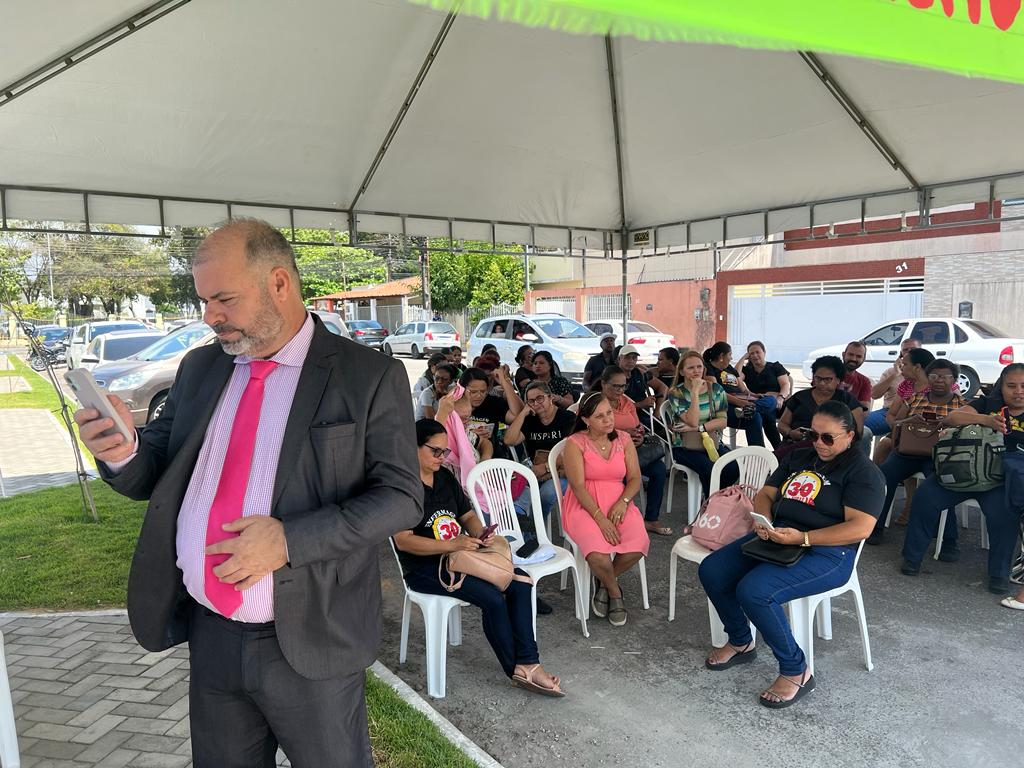 Isac reafirma apoio aos técnicos e auxiliares de enfermagem de Aracaju, em paralisação da categoria. 