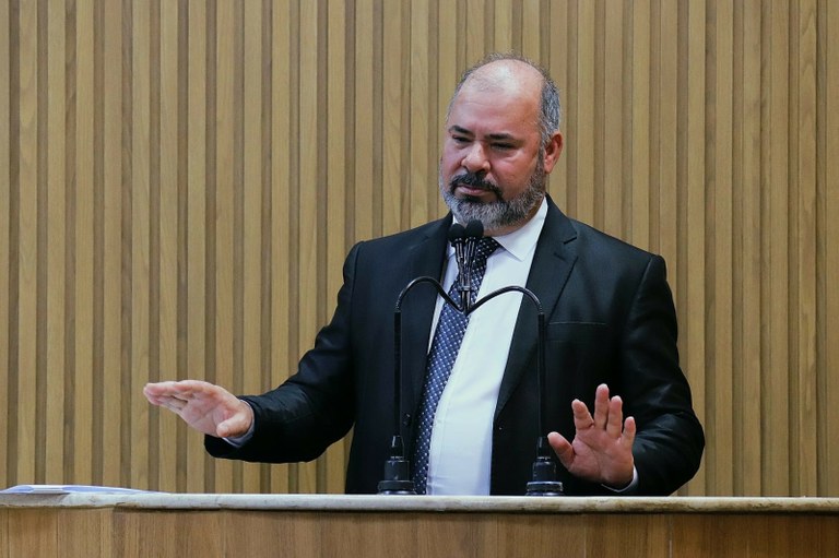 Isac Silveira comemora aprovação da Loteria Municipal de Aracaju – LOTAJU