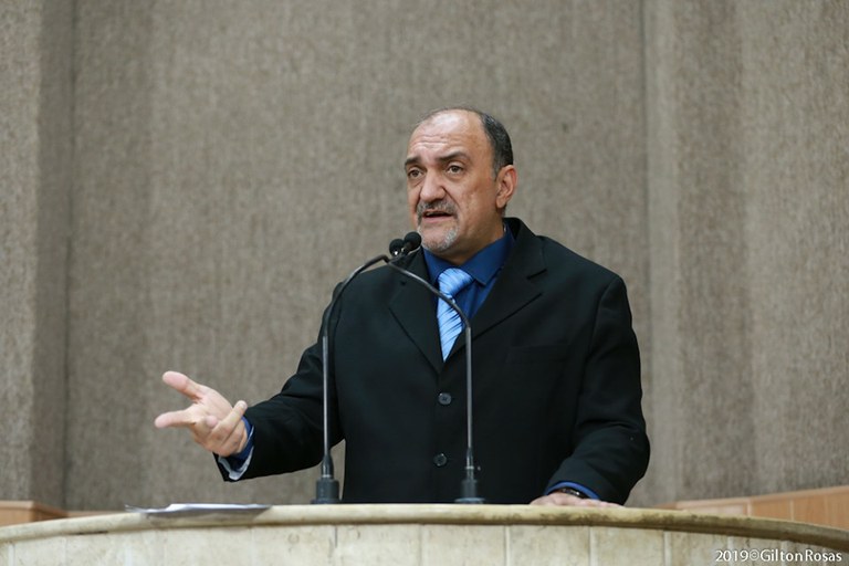 Jason cobra agilidade na renovação do Ipesaúde