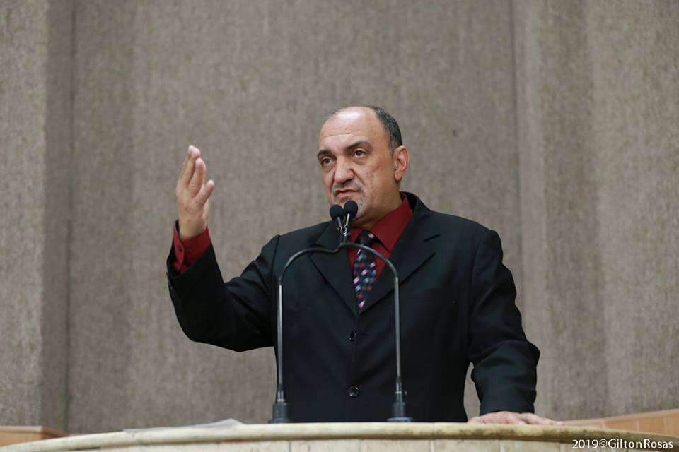 Jason cobra manutenção nas ciclovias de Aracaju