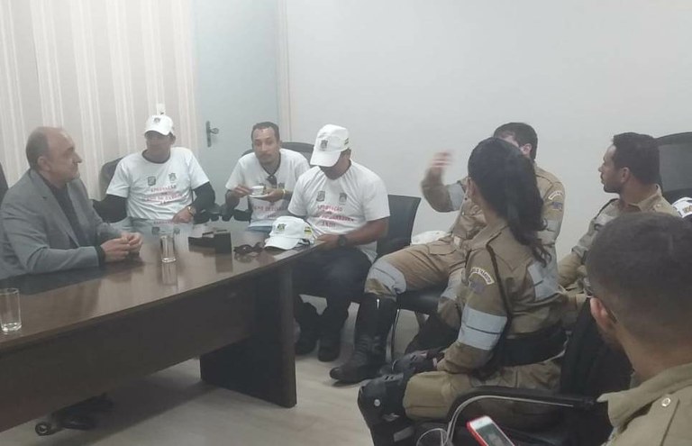 Jason Neto apoia luta dos agentes da SMTT