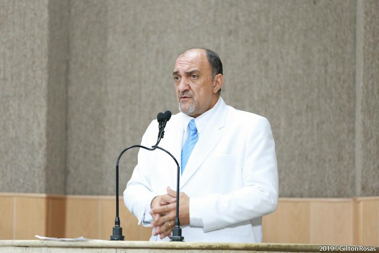 Jason Neto cobra investimentos na área do turismo