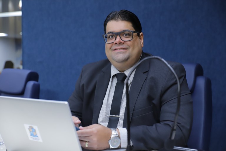 Joaquim apresenta demandas das comunidades para a secretária Waneska