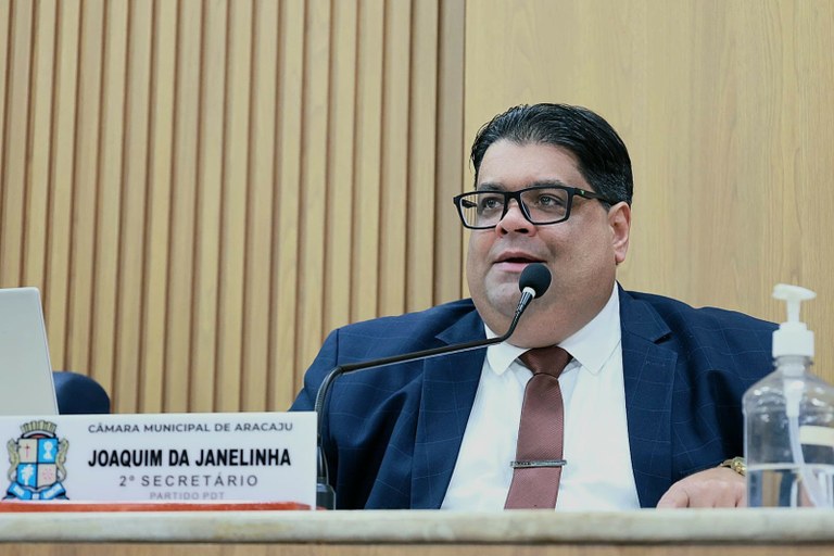 Joaquim da Janelinha cobra explicações sobre mudança no itinerário da linha 702 