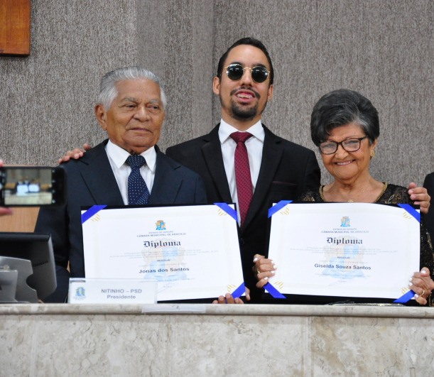 Jonas e Giselda Santos recebem Título de Cidadania Aracajuana