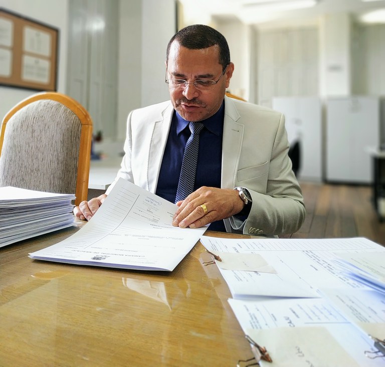 Juvêncio Oliveira direciona demandas dos moradores da Norte para a SMTT