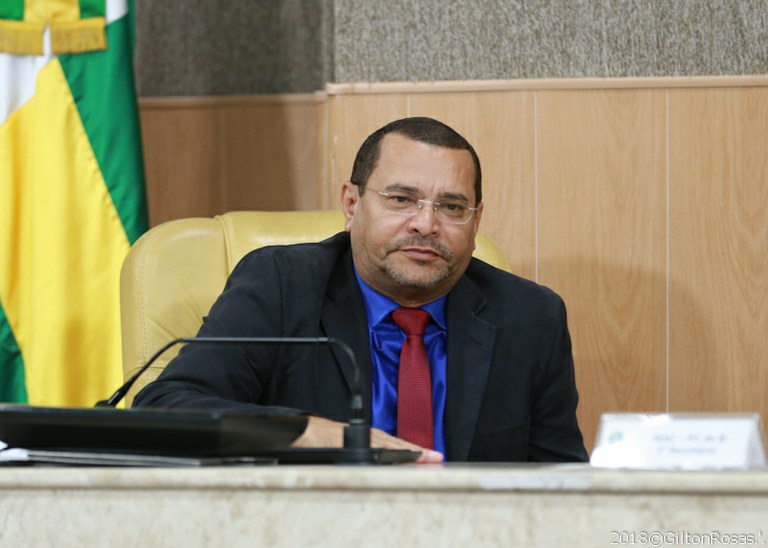 Juvêncio Oliveira protocola indicação para a Emsurb