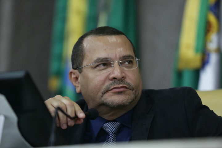 Juvêncio Oliveira protocola Indicações para o bairro Salgado Filho