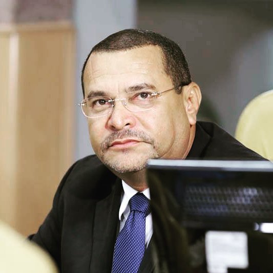 Juvêncio Oliveira solicita melhorias para bairros da capital