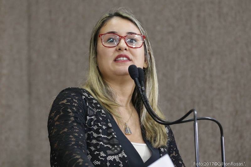 Kitty cobra da SMS oferta do Petscan aos pacientes oncológicos 