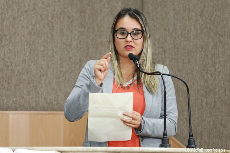 Kitty denuncia falta de infraestrutura no bairro Cidade Nova
