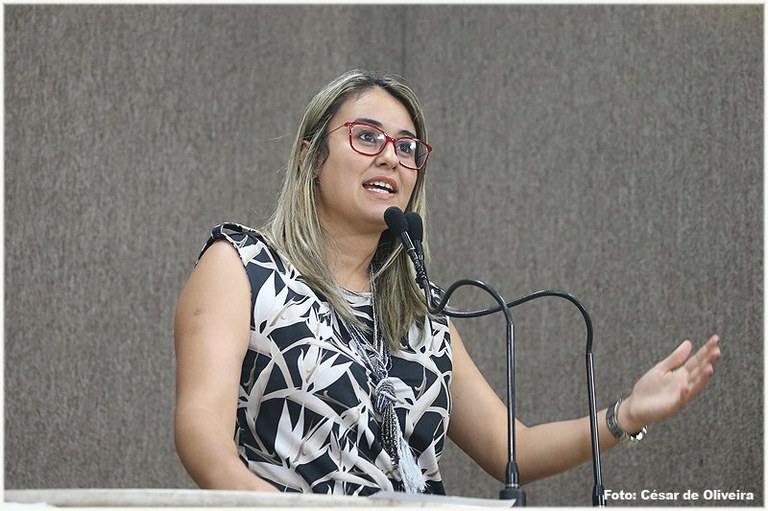 Kitty Lima apoia instauração de CPI da Saúde