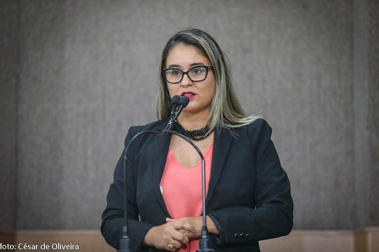 Kitty Lima cobra da PMA valorização aos artistas sergipanos