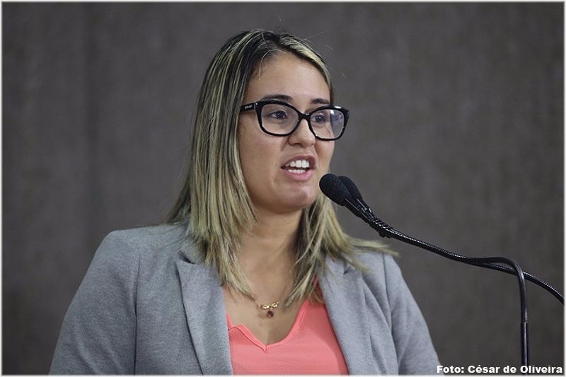 Kitty Lima cobra seriedade e respeito à causa animal