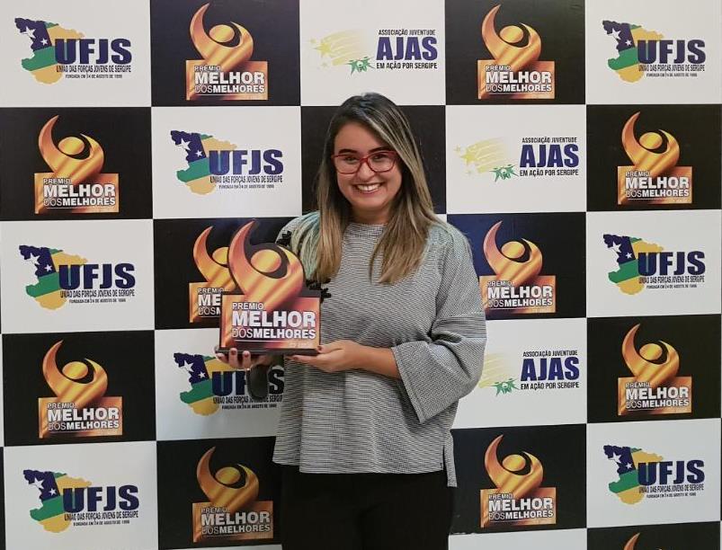 Kitty Lima é homenageada com Prêmio Melhor dos Melhores