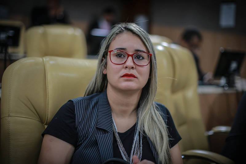 Kitty Lima lamenta a morte do pequeno Ruan