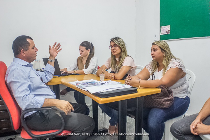Kitty orienta município de Capela no trato com animais em situação de rua