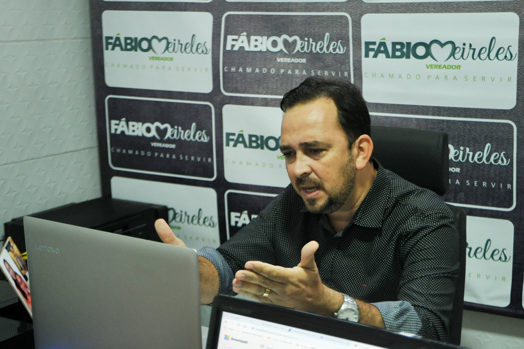 "Levar passageiros apenas sentados é impossível", diz Fábio Meireles em audiência pública