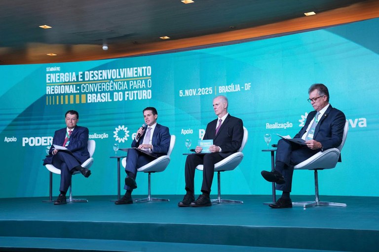 Levi Oliveira participa de seminário sobre produção energética no Brasil e reforça importância do investimento do setor em Aracaju 