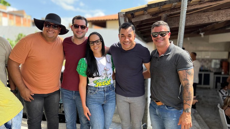 Levi Oliveira prestigia a 43° edição da Corrida do Jegue em Itabi e ressalta valorização das tradições locais