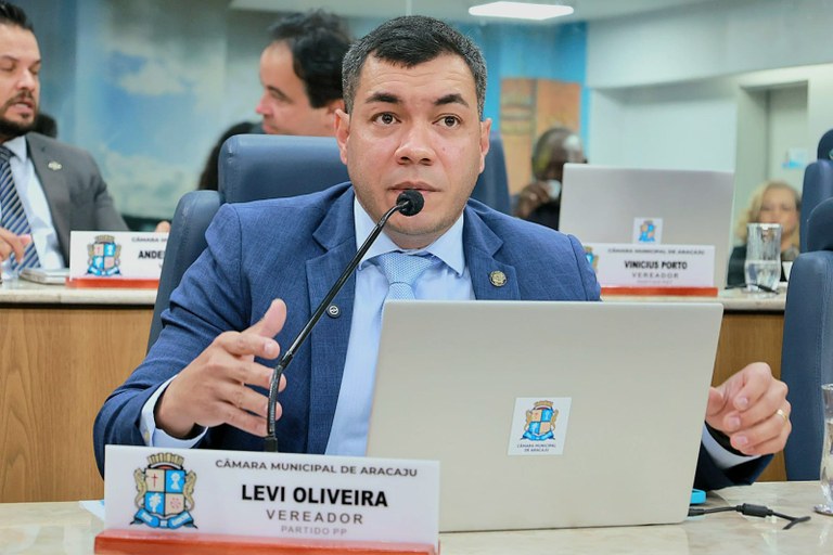 Levi Oliveira propõe instalação de câmeras de videomonitoramento em áreas de acesso de escolas municipais de Aracaju